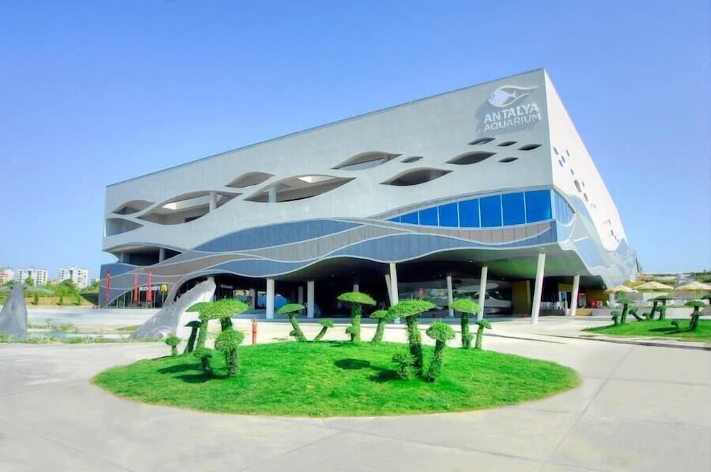 DoubleTree By Hilton Antalya City Centre — Attractions in the area in Antalya
