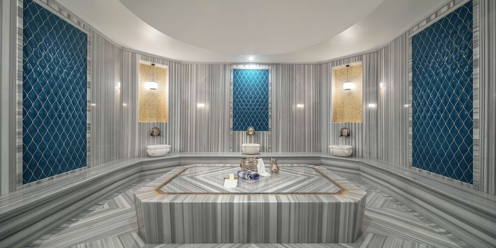 DoubleTree By Hilton Antalya City Centre — Spa in Antalya