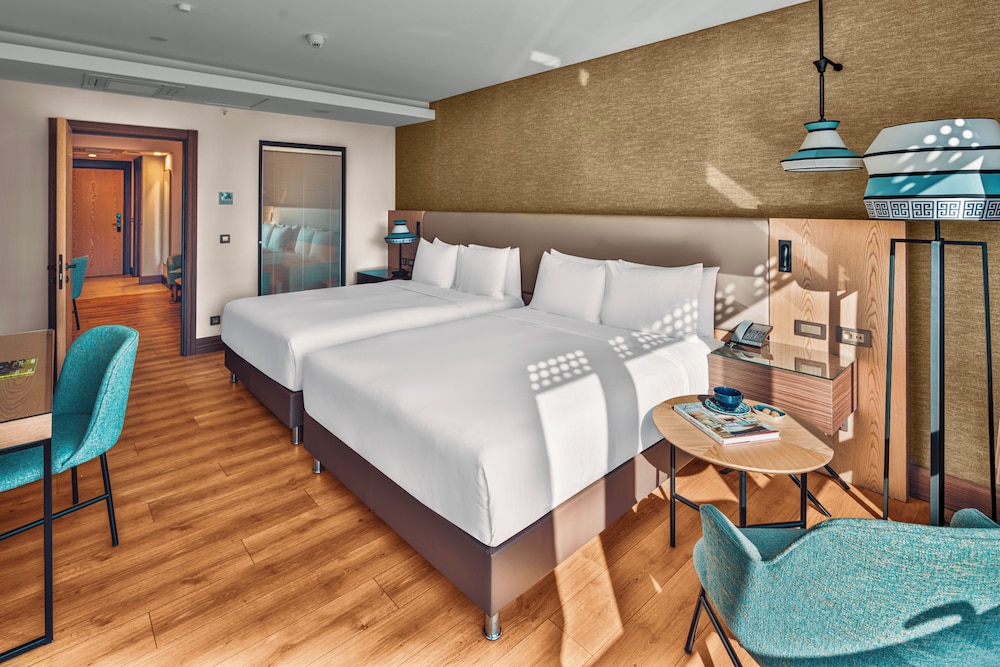 DoubleTree By Hilton Antalya City Centre — Hotel rooms in Antalya