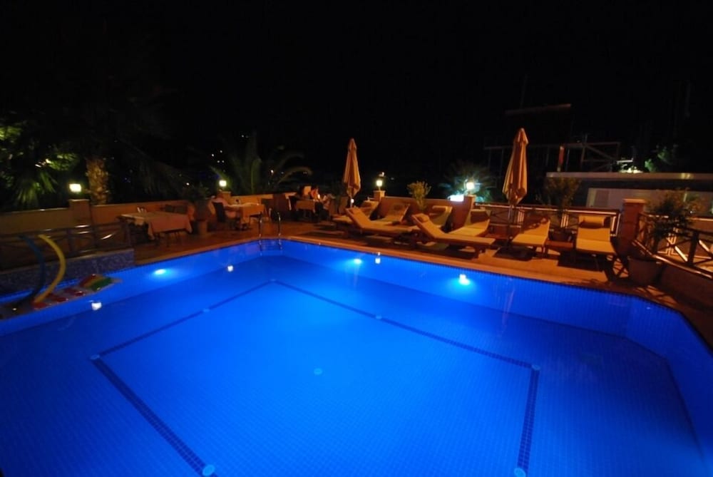 Hotel Doruk — Swimming pool in Fethiye, Mugla