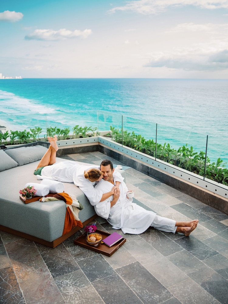 Secrets Mirabel Cancun Resort & Spa - Adults Only - Breathtaking Lagoon and Ocean Views — Hotel rooms in Cancun, Quintana Roo