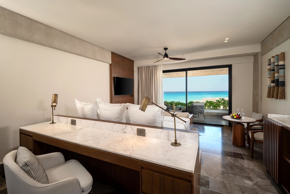 Secrets Mirabel Cancun Resort & Spa - Adults Only - Breathtaking Lagoon and Ocean Views — Hotel rooms in Cancun, Quintana Roo