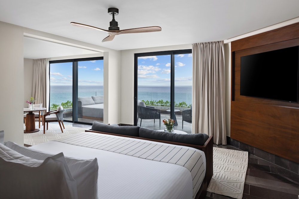 Secrets Mirabel Cancun Resort & Spa - Adults Only - Breathtaking Lagoon and Ocean Views — Hotel rooms in Cancun, Quintana Roo
