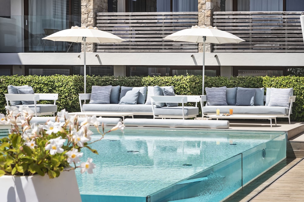 Sandalia Boutique Hotel - Adults Only — Swimming pool in Arzachena, Sardinia