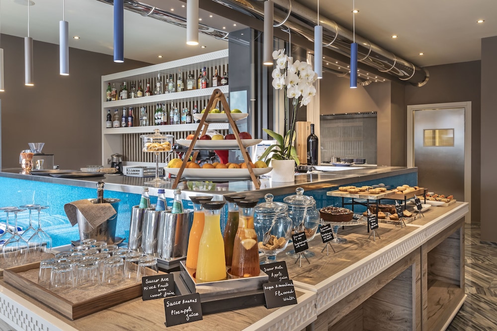 Sandalia Boutique Hotel - Adults Only — Restaurant & bars in Arzachena, Sardinia