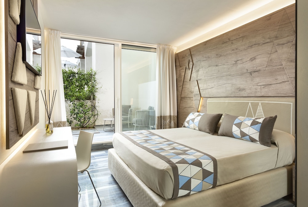 Sandalia Boutique Hotel - Adults Only — Hotel rooms in Arzachena, Sardinia