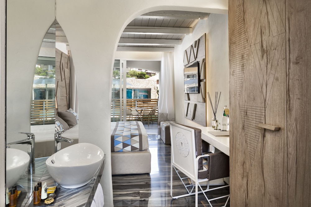 Sandalia Boutique Hotel - Adults Only — Hotel rooms in Arzachena, Sardinia