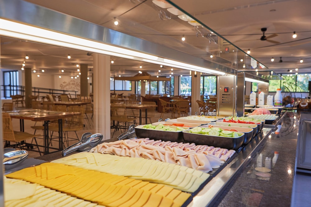 tent Palmanova — Restaurant & bars in Palma Nova, Balearic Islands