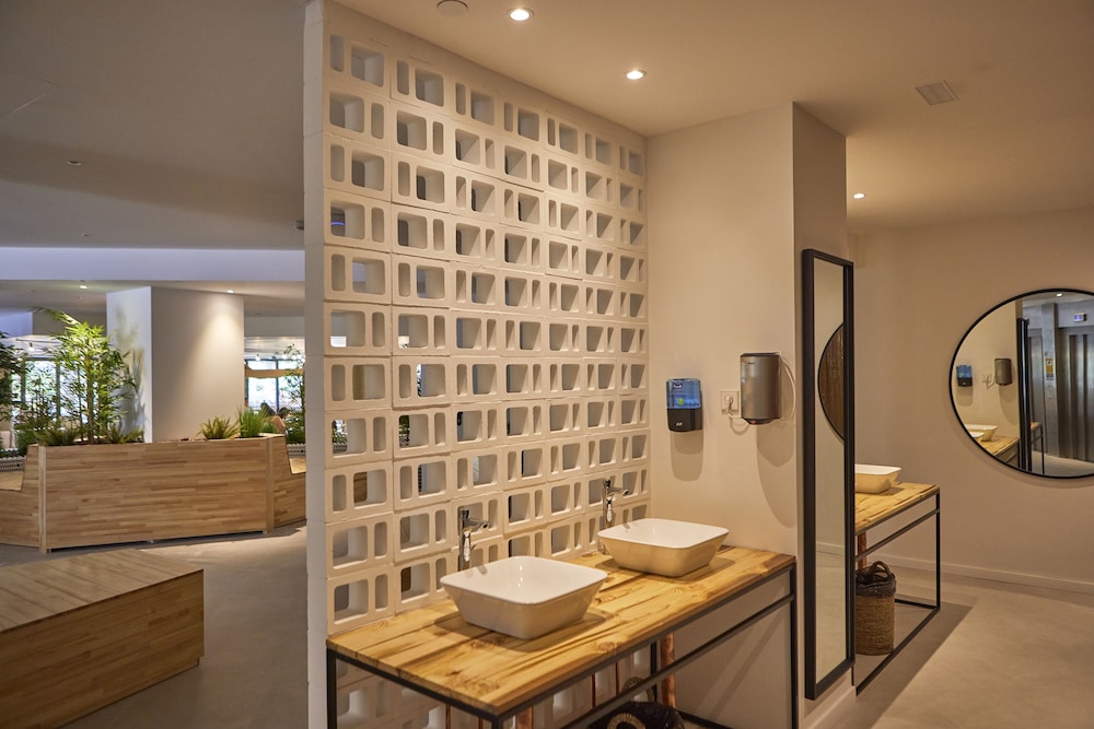 tent Palmanova — Hotel rooms in Palma Nova, Balearic Islands