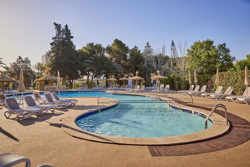 tent Palmanova — Swimming pool in Palma Nova, Balearic Islands