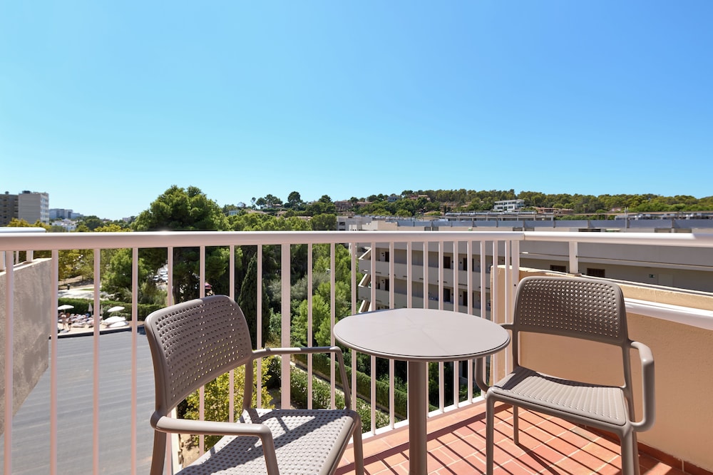 tent Palmanova — Hotel rooms in Palma Nova, Balearic Islands