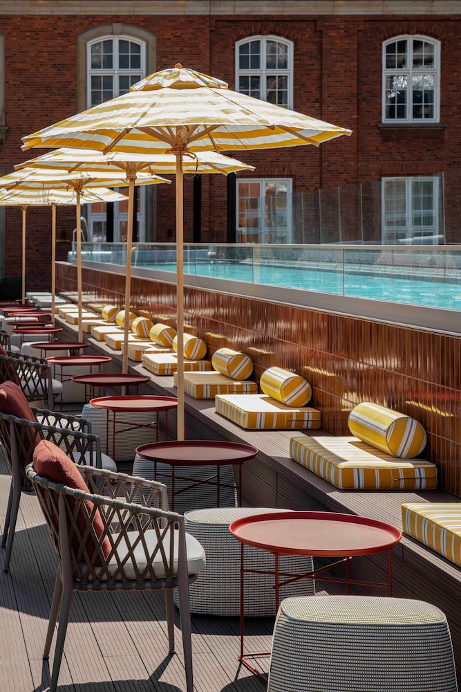 Villa Copenhagen — Swimming pool in Copenhagen, Hovedstaden