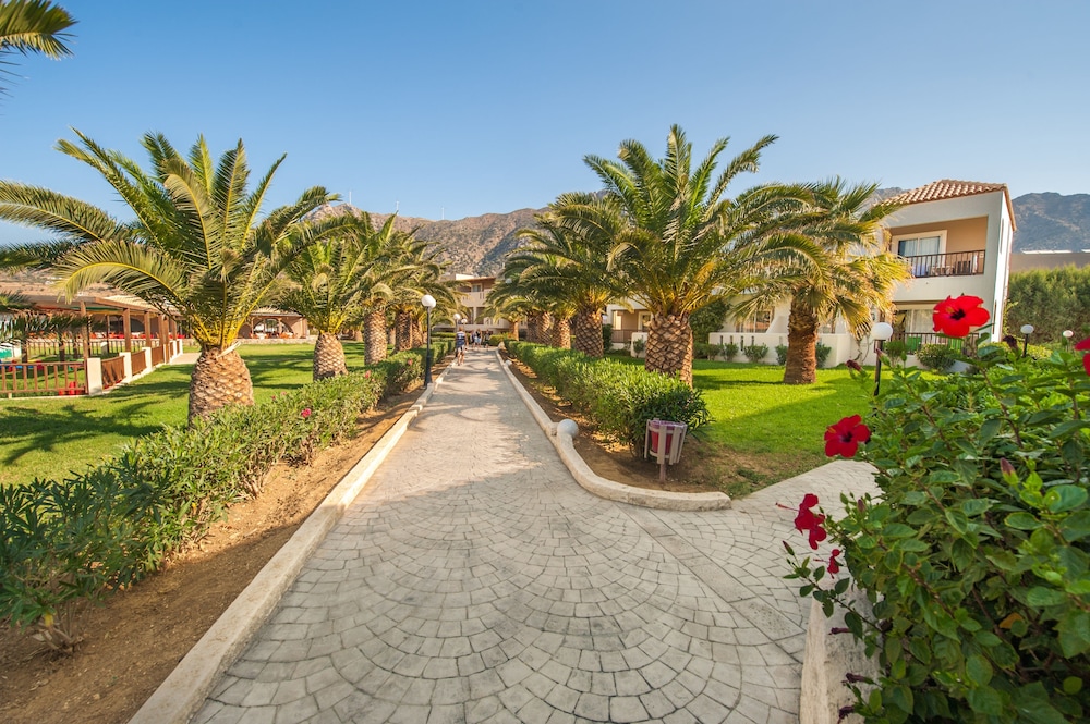 Akti Beach Club — Hotel building in Kardamena, South Aegean