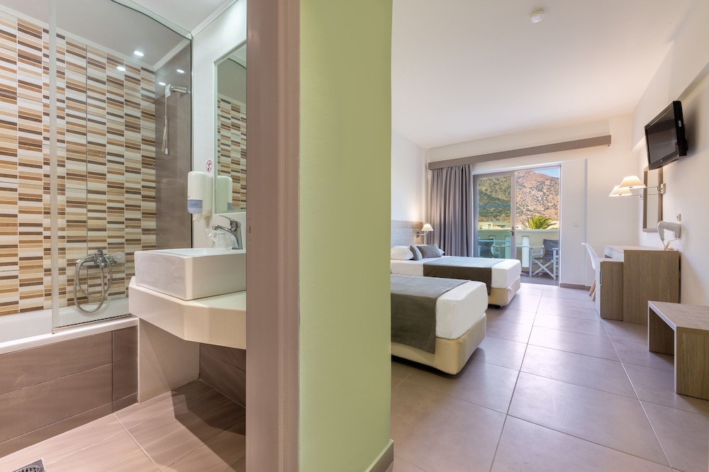Akti Beach Club — Hotel rooms in Kardamena, South Aegean