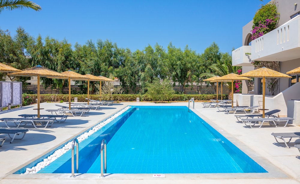 Akti Beach Club — Swimming pool in Kardamena, South Aegean