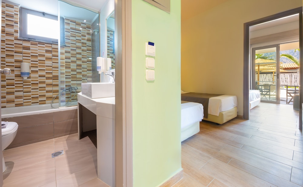 Akti Beach Club — Hotel rooms in Kardamena, South Aegean
