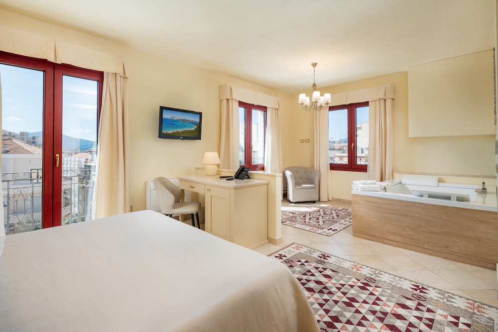 Hotel Regina Elena - zdjęcie 2