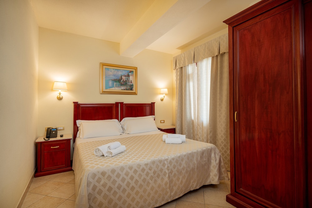 Hotel Regina Elena - zdjęcie 5