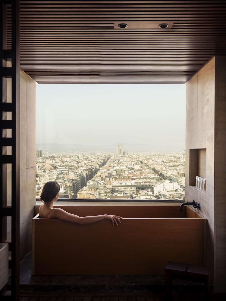 Nobu Hotel Barcelona — Hotel rooms in Barcelona, Catalonia