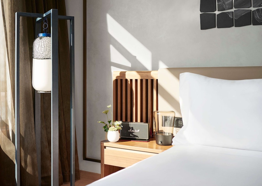 Nobu Hotel Barcelona — Hotel rooms in Barcelona, Catalonia
