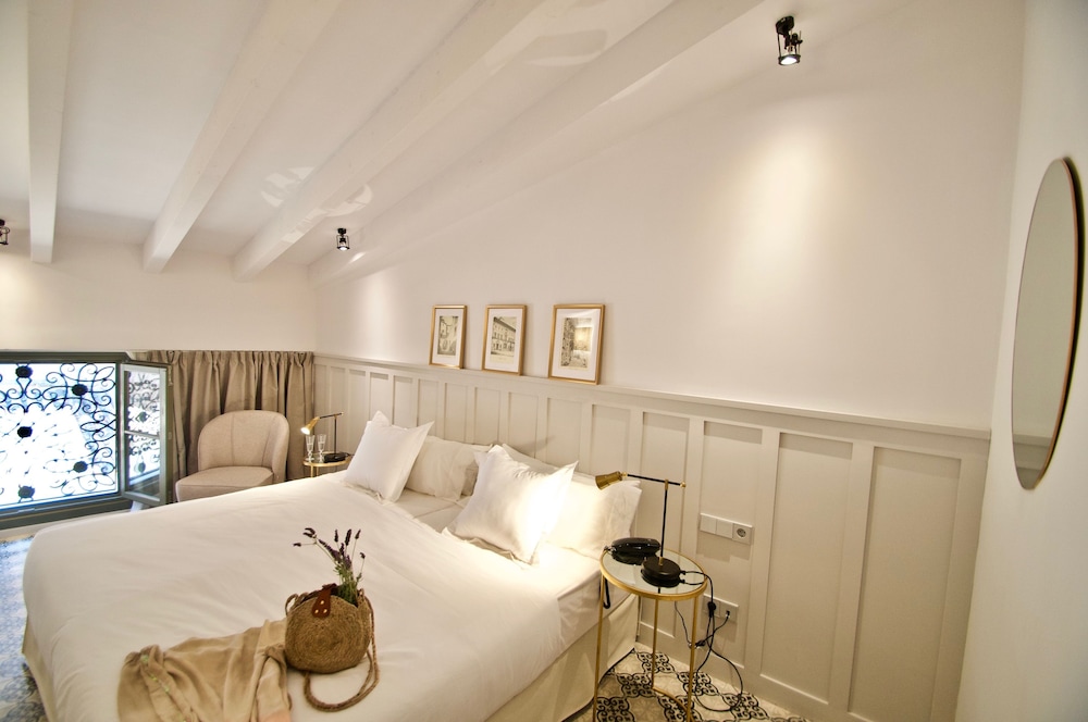 Hotel Basílica — Hotel rooms in Palma de Mallorca, Balearic Islands