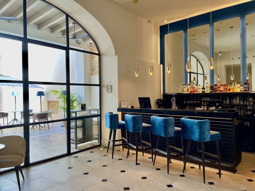 Hotel Basílica — Restaurant & bars in Palma de Mallorca, Balearic Islands