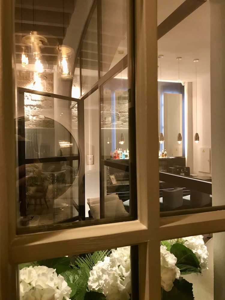 Hotel Basílica — Restaurant & bars in Palma de Mallorca, Balearic Islands