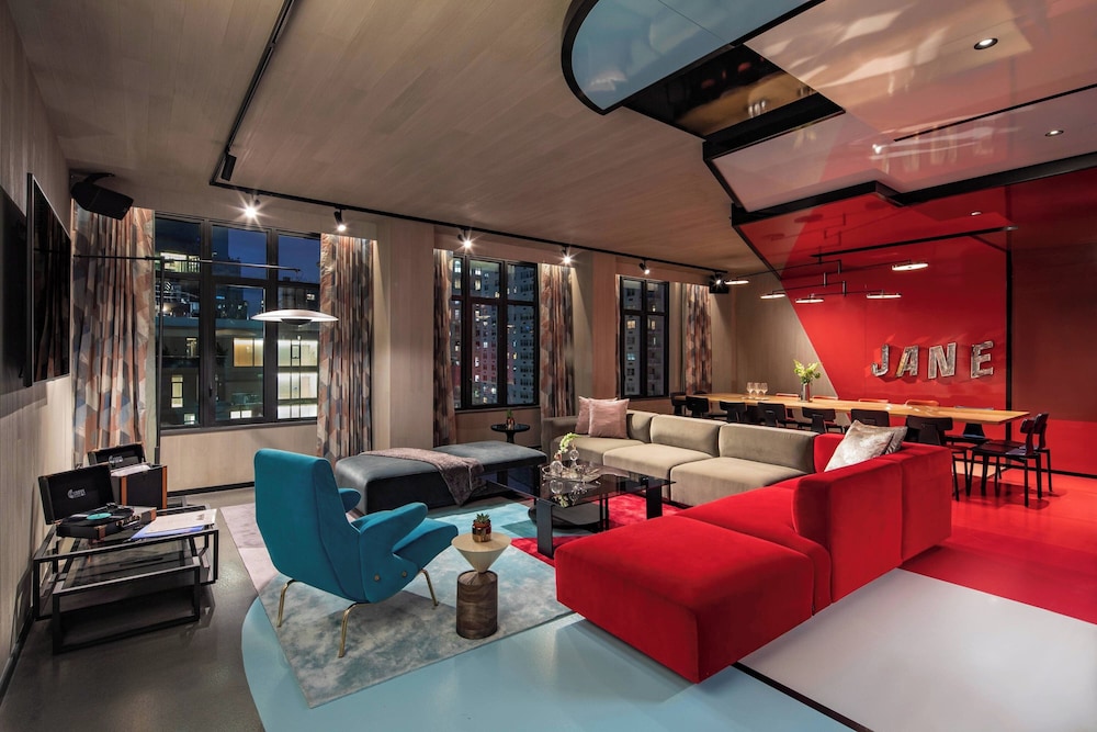 Moxy NYC East Village — Hotel rooms in New York City, New York State