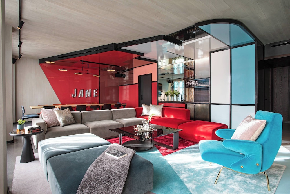 Moxy NYC East Village — Hotel rooms in New York City, New York State