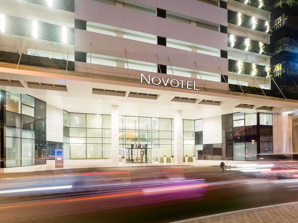 Novotel Dubai Al Barsha — Hotel building in Dubai