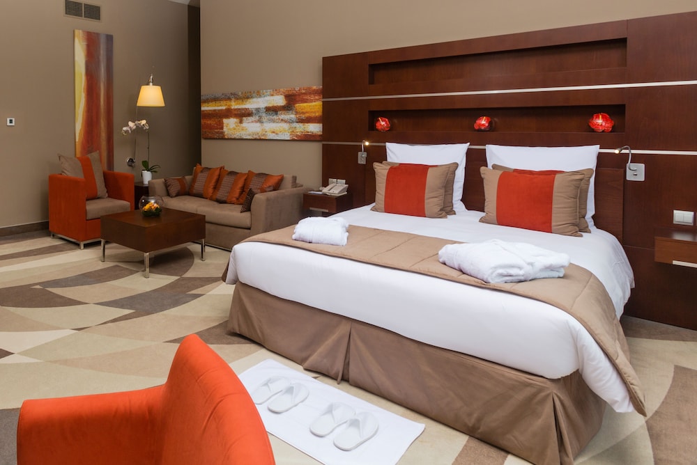 Novotel Dubai Al Barsha — Hotel rooms in Dubai