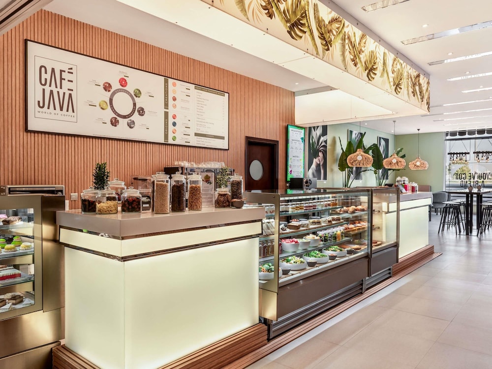 Novotel Dubai Al Barsha — Restaurant & bars in Dubai