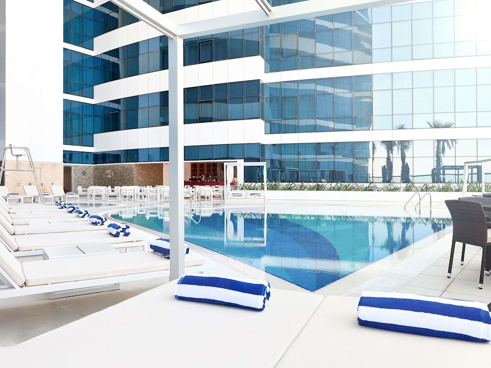 Novotel Dubai Al Barsha — Swimming pool in Dubai
