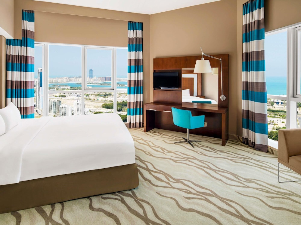 Novotel Dubai Al Barsha — Hotel rooms in Dubai