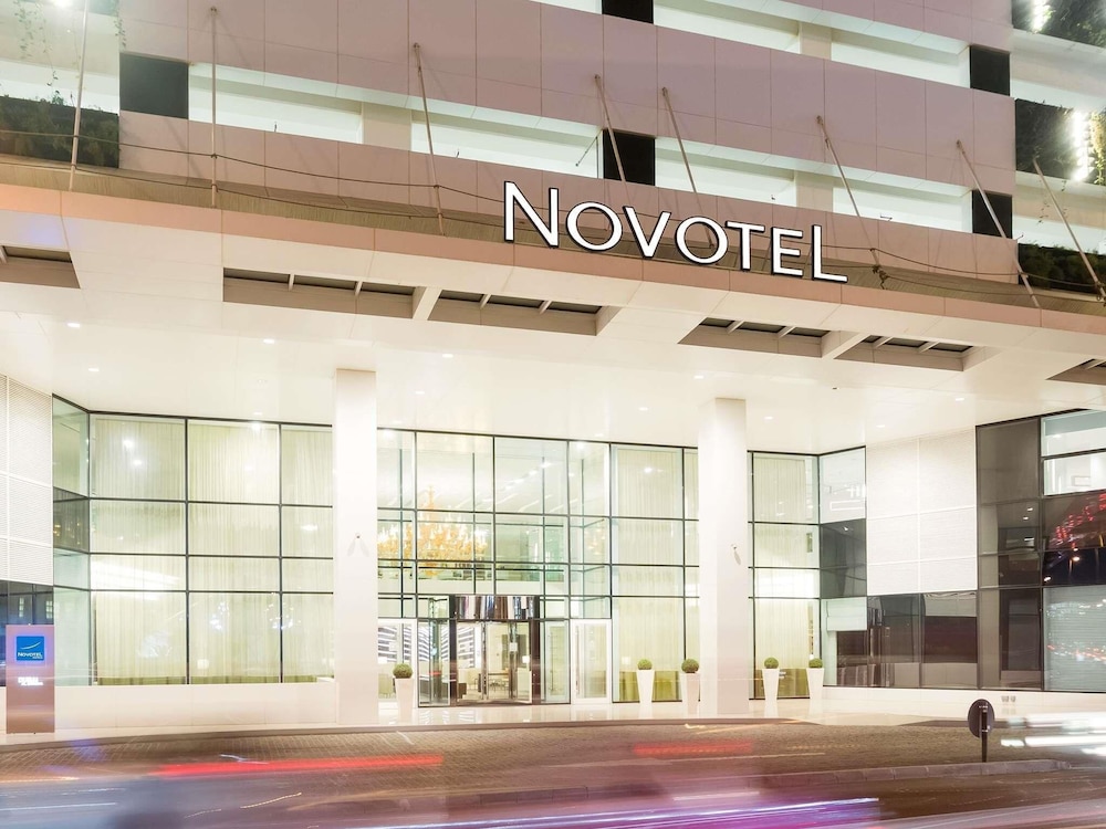 Novotel Dubai Al Barsha — Hotel building in Dubai