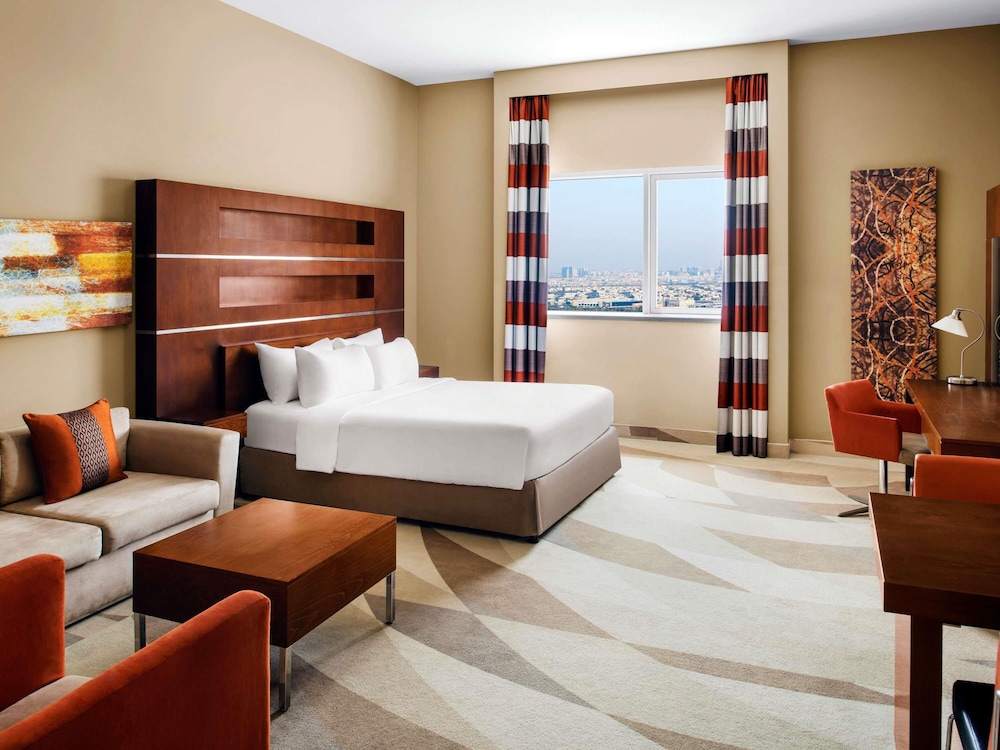 Novotel Dubai Al Barsha — Hotel rooms in Dubai