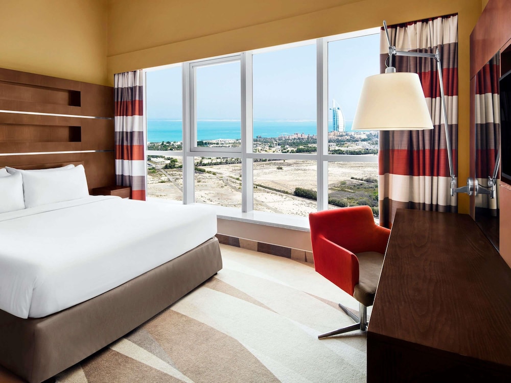 Novotel Dubai Al Barsha — Hotel rooms in Dubai