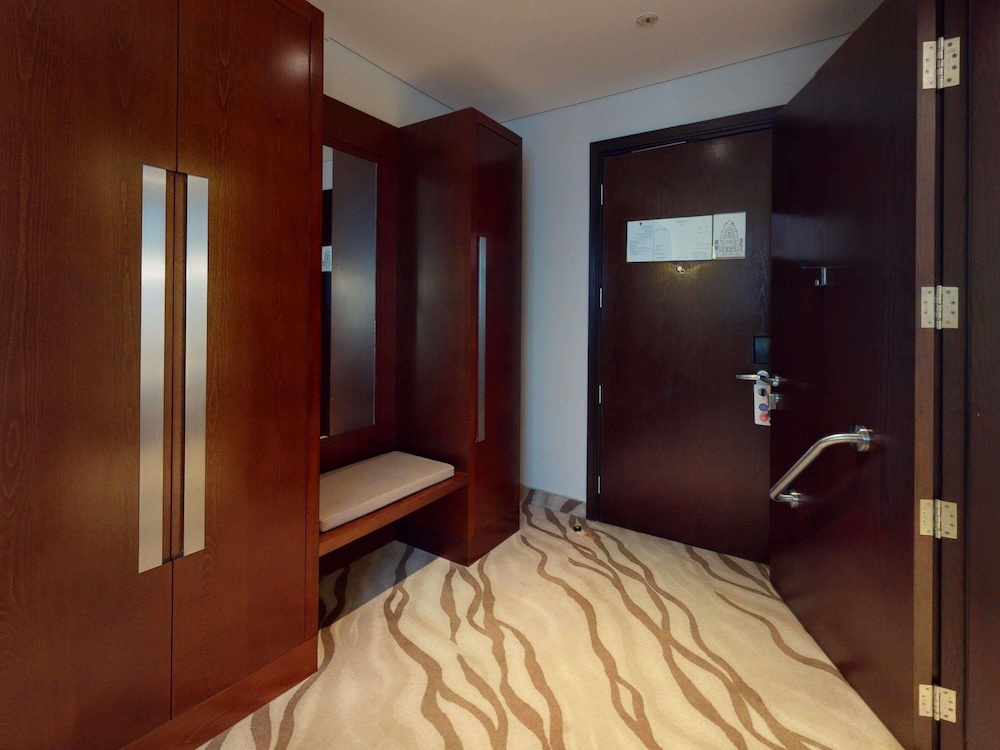 Novotel Dubai Al Barsha — Hotel rooms in Dubai