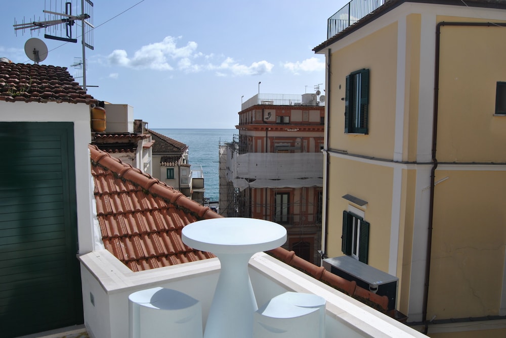 Core Amalfitano City Suites — Hotel rooms in Amalfi, Campania