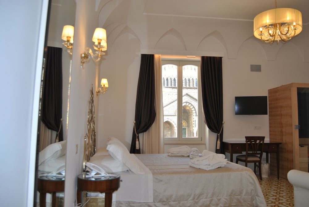 Core Amalfitano City Suites — Hotel rooms in Amalfi, Campania