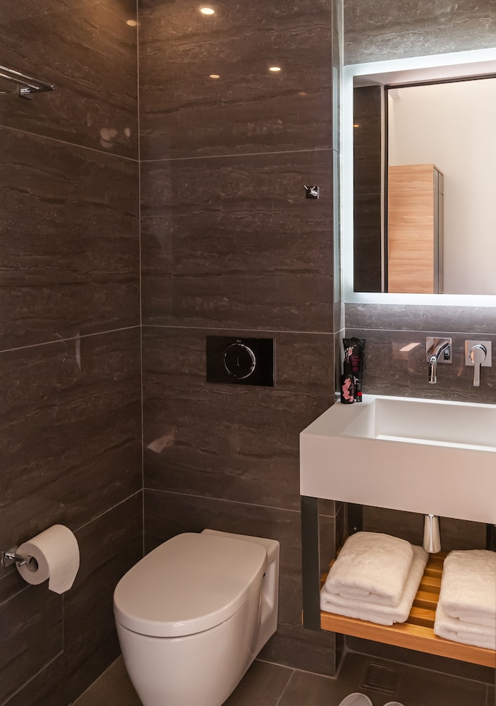 Epavli Boutique Luxury Suites — Hotel rooms in Chania
