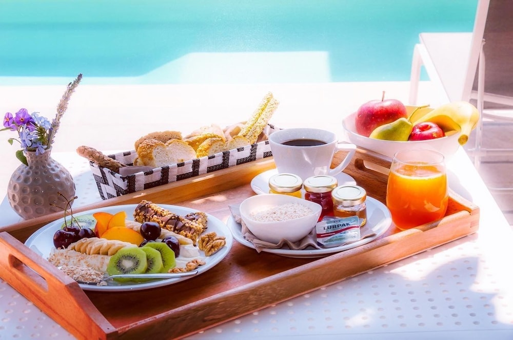 Epavli Boutique Luxury Suites — Restaurant & bars in Chania