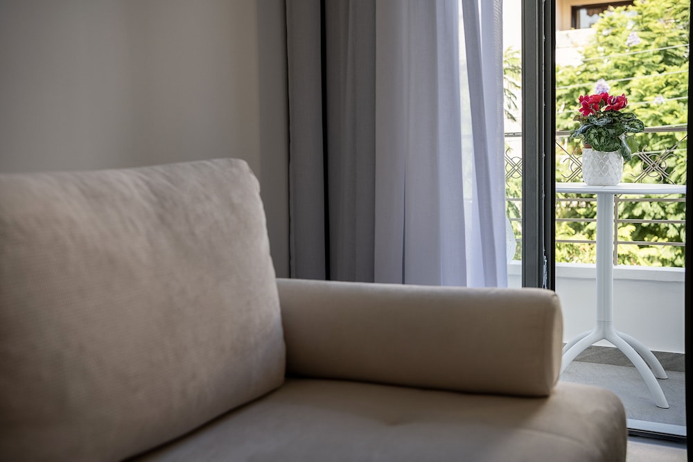 Epavli Boutique Luxury Suites — Hotel rooms in Chania