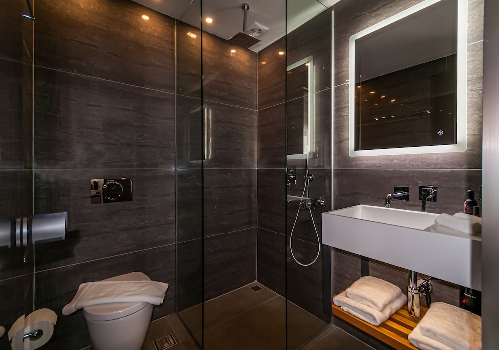 Epavli Boutique Luxury Suites — Hotel rooms in Chania