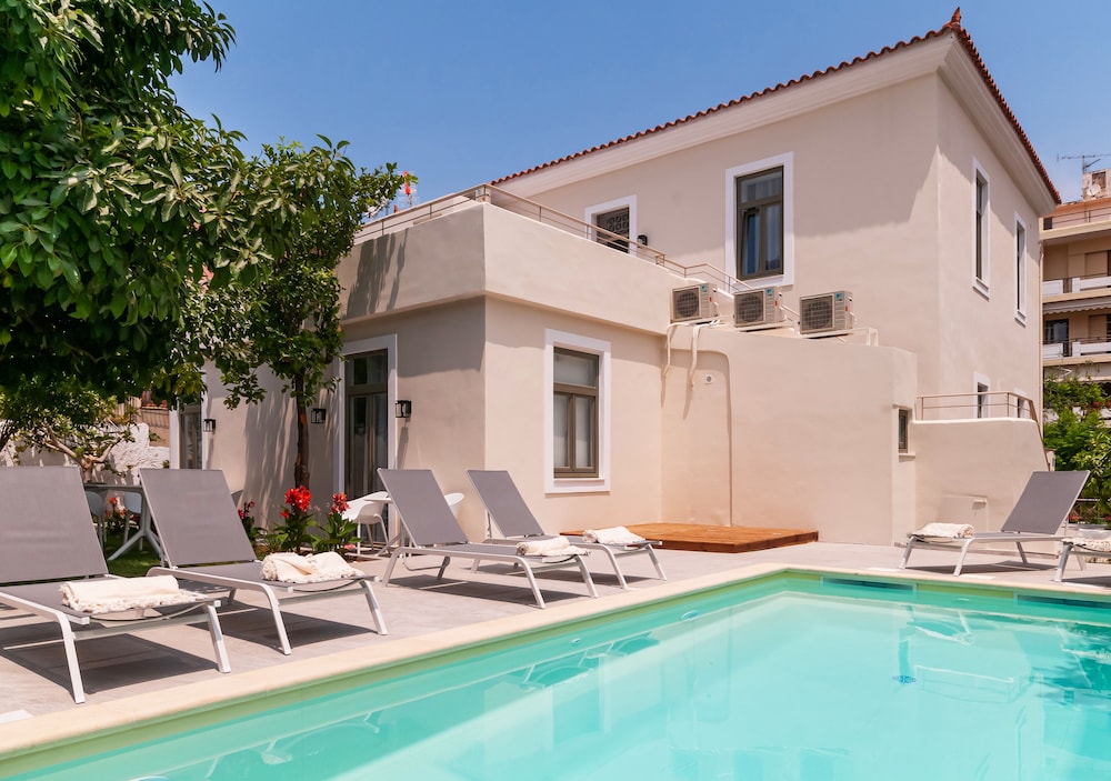 Epavli Boutique Luxury Suites — Main photo in Chania