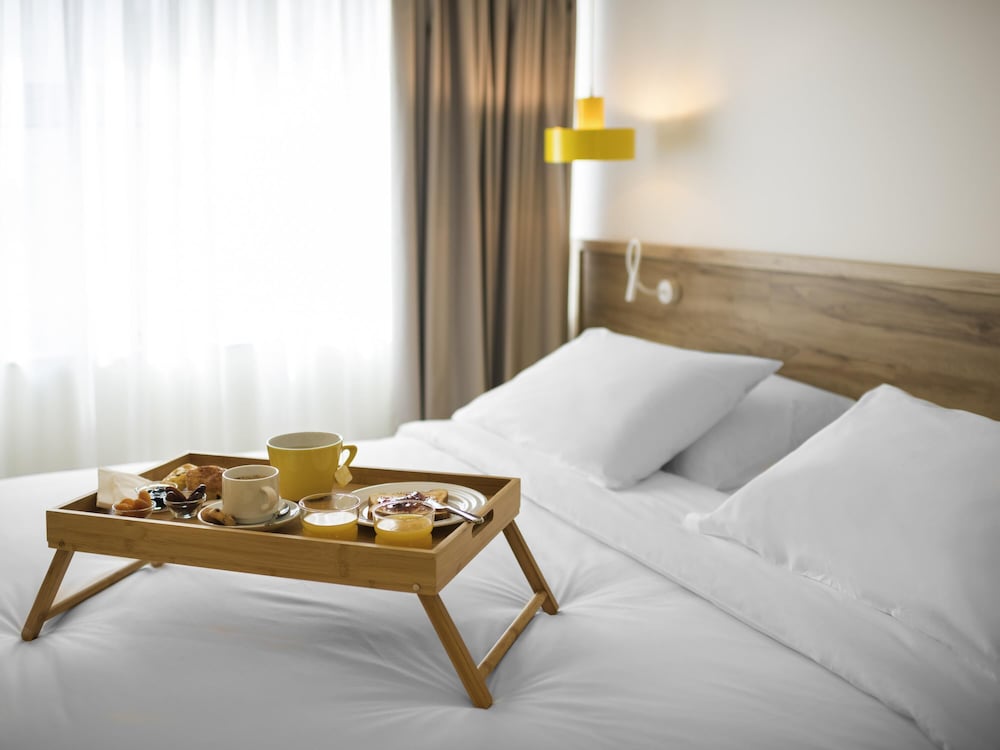 ibis Styles Athens Routes — Hotel rooms in Athens, Attica