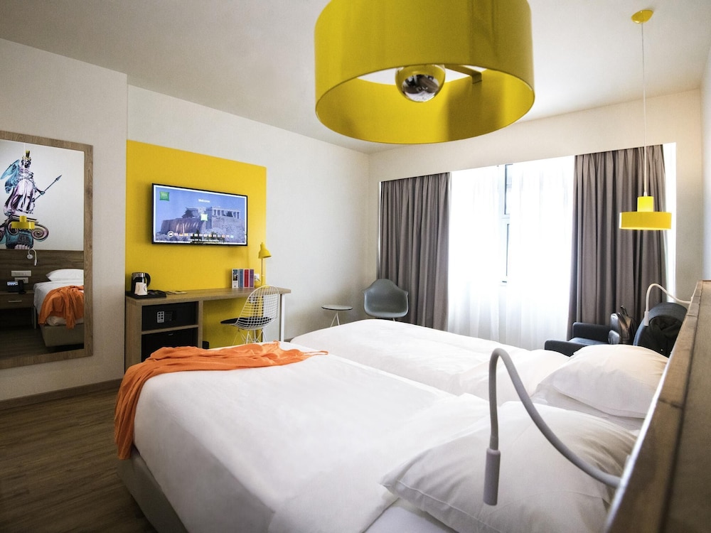 ibis Styles Athens Routes — Hotel rooms in Athens, Attica