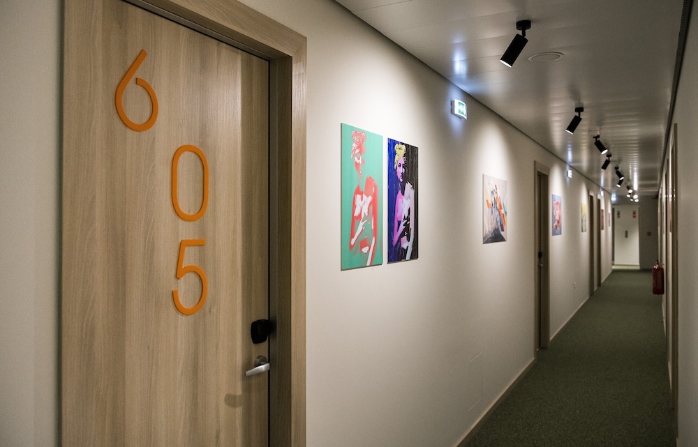 ibis Styles Athens Routes — Hotel building in Athens, Attica