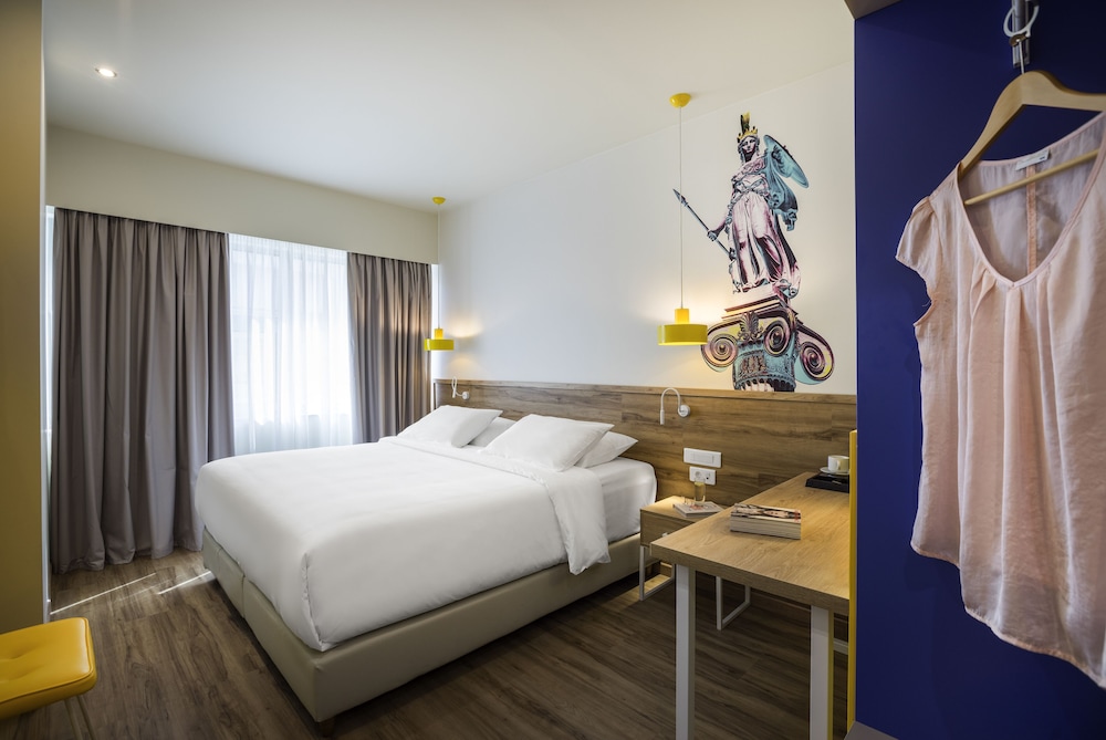 ibis Styles Athens Routes — Hotel rooms in Athens, Attica