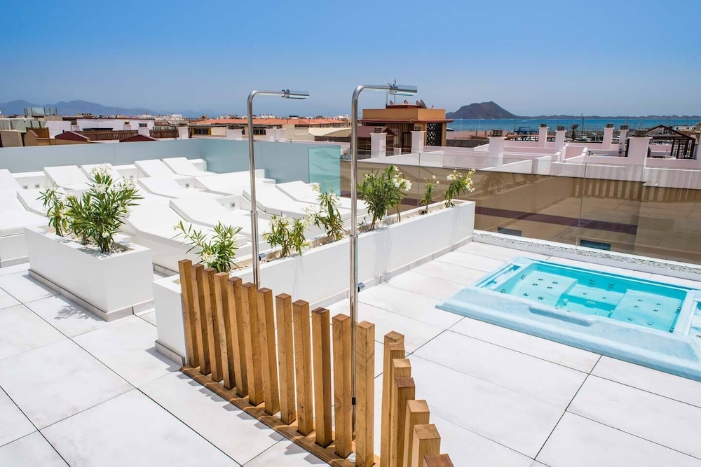 Hotel Vacanzy Urban Boutique - Adults Only — Spa in Corralejo, Canary Islands